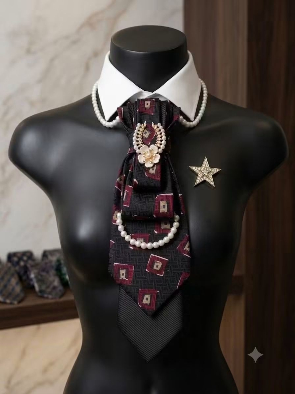 Pearl-Embellished Maroon Patterned Cravat